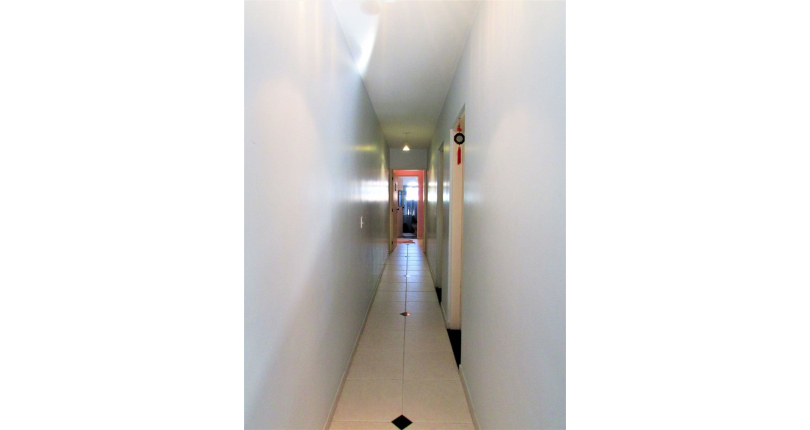 Sobrado à venda no Jardim Regina na Rua Carlos Mauser