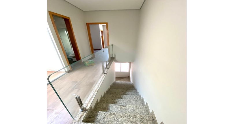 Sobrado à venda Rua Frederico Jacobi, 419, Jardim Santo Elias - Imóveis à Venda