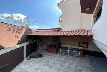 Sobrado à venda no Jardim Cidade Pirituba na Rua Pináceas,