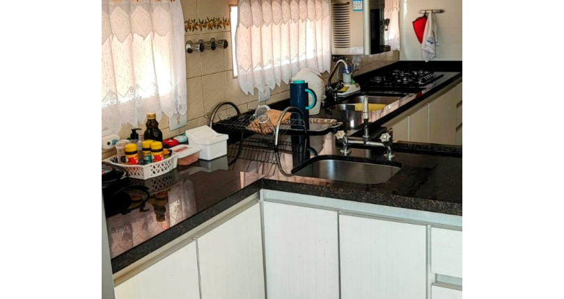 Belo Sobrado à venda no Conjunto Residencial Vista Verde na Rua Ricardo de Freitas