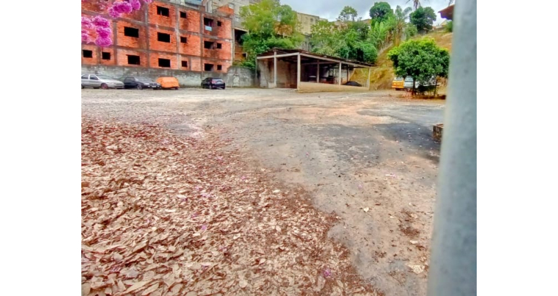 Área Comercial à venda na Vila Boaçava na Rua Erva de Ferro,