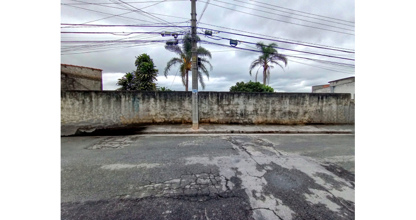 Área Comercial à venda na Vila Boaçava na Rua Erva de Ferro,