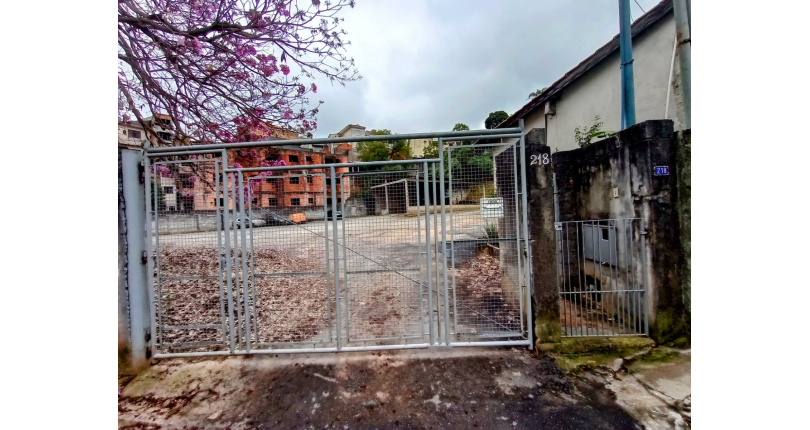 Área Comercial à venda na Vila Boaçava na Rua Erva de Ferro,