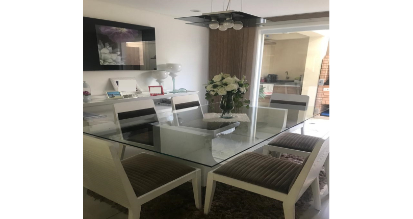 Belíssimo Sobrado à venda no Parque São Domingos na Rua Giovani Recordati 68