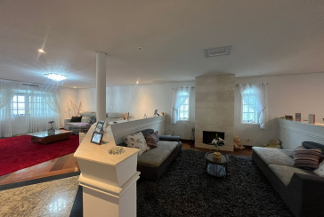 Lindo Sobrado à venda no City América na Rua Engenheiro Jayme Rocha Pereira