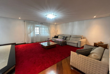 Lindo Sobrado à venda no City América na Rua Engenheiro Jayme Rocha Pereira