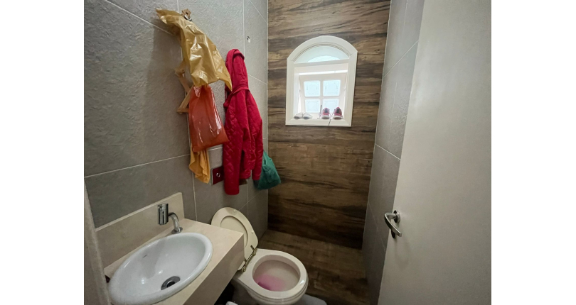 Lindo Sobrado à venda no City América na Rua Engenheiro Jayme Rocha Pereira