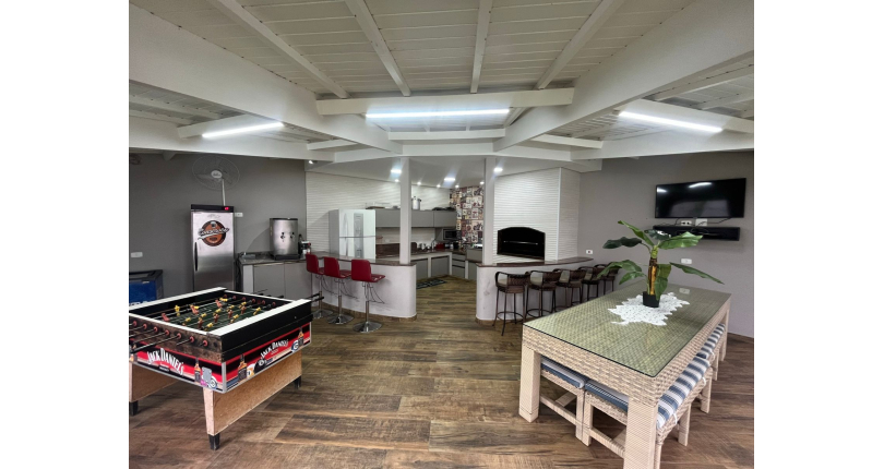 Lindo Sobrado à venda no City América na Rua Engenheiro Jayme Rocha Pereira