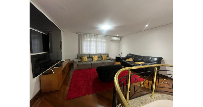 Lindo Sobrado à venda no City América na Rua Engenheiro Jayme Rocha Pereira