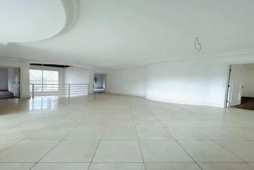 Sobrado à venda no City America na Rua Eugênia Sereno