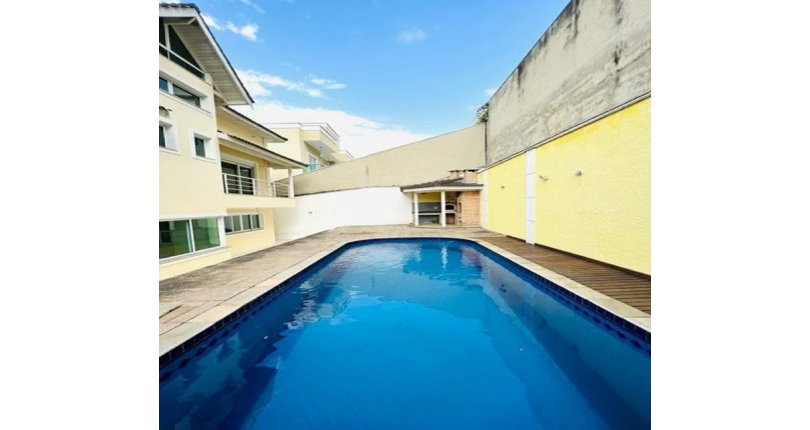 Sobrado à venda no City America na Rua Eugênia Sereno