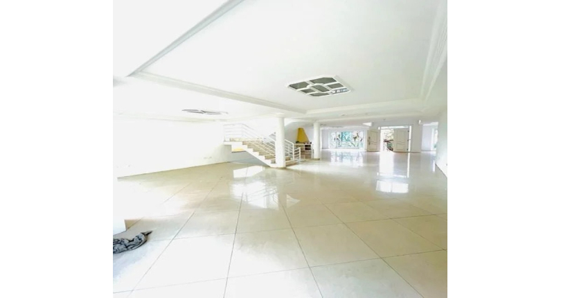 Sobrado à venda no City America na Rua Eugênia Sereno