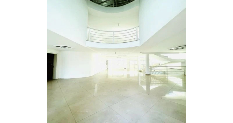 Sobrado à venda no City America na Rua Eugênia Sereno