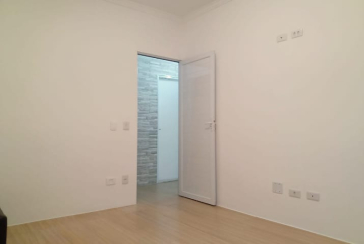 Belo Sobrado à venda em Condomínio Fechado Villaggio Castel San Lorenzo em Osasco 