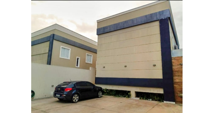 Belo Sobrado à venda em Condomínio Fechado Villaggio Castel San Lorenzo em Osasco 