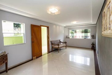 Belo Sobrado à venda no Parque São Domingos na Rua Luiz Filgueira Souto, 