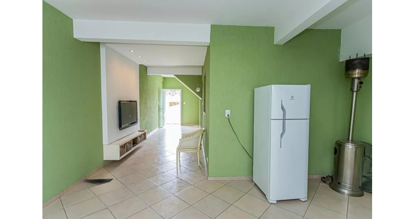 Belo Sobrado à venda no Parque São Domingos na Rua Luiz Filgueira Souto, 