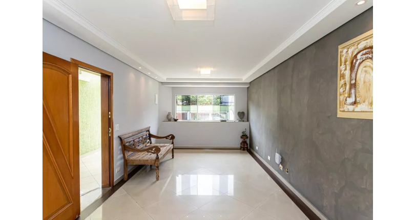 Belo Sobrado à venda no Parque São Domingos na Rua Luiz Filgueira Souto, 