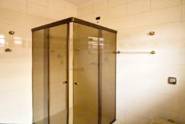 Belo Sobrado à venda na Vila Barreto na Rua Doutor Achiles Lisboa,