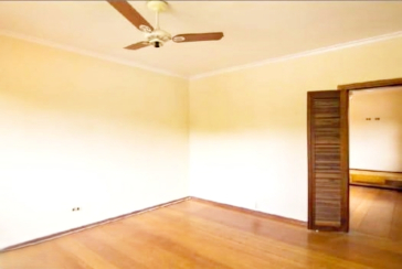 Belo Sobrado à venda na Vila Barreto na Rua Doutor Achiles Lisboa,