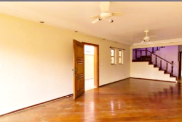 Belo Sobrado à venda na Vila Barreto na Rua Doutor Achiles Lisboa,