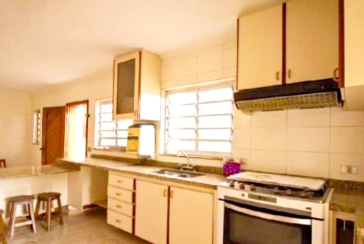 Belo Sobrado à venda na Vila Barreto na Rua Doutor Achiles Lisboa,