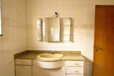 Belo Sobrado à venda na Vila Barreto na Rua Doutor Achiles Lisboa,