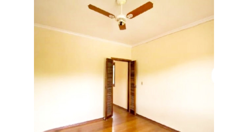 Belo Sobrado à venda na Vila Barreto na Rua Doutor Achiles Lisboa,