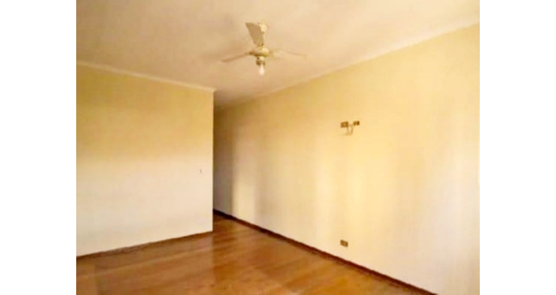 Belo Sobrado à venda na Vila Barreto na Rua Doutor Achiles Lisboa,