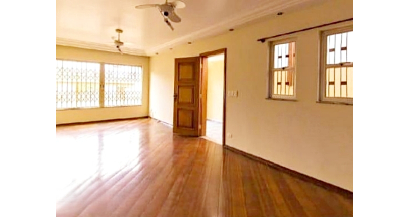 Belo Sobrado à venda na Vila Barreto na Rua Doutor Achiles Lisboa,