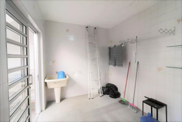 Sobrado à venda no Jardim Santo Elias na Rua Otávio Gonçalves Martins