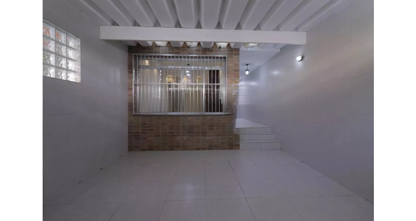 Sobrado à venda no Jardim Santo Elias na Rua Otávio Gonçalves Martins