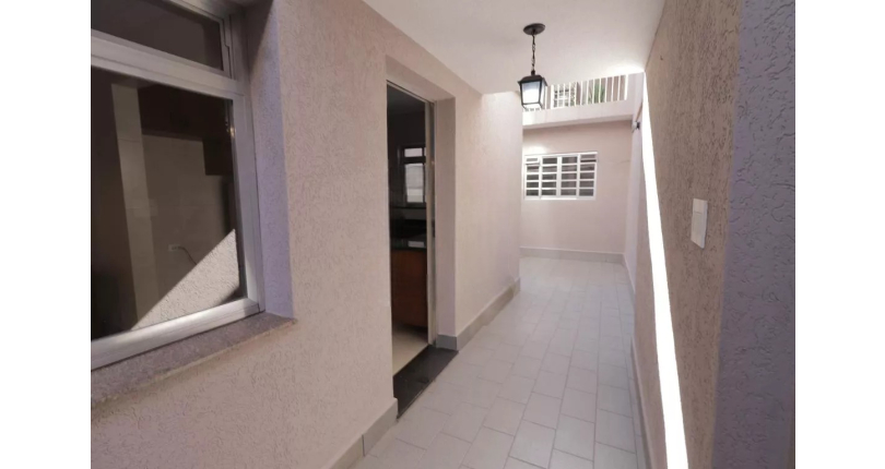 Sobrado à venda no Jardim Santo Elias na Rua Otávio Gonçalves Martins