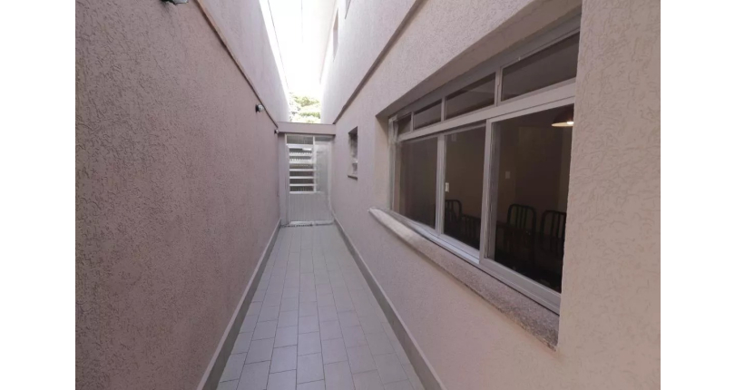 Sobrado à venda no Jardim Santo Elias na Rua Otávio Gonçalves Martins