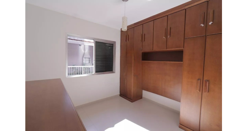 Sobrado à venda no Jardim Santo Elias na Rua Otávio Gonçalves Martins