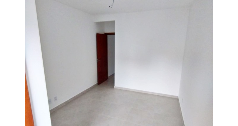 Sobrado à venda Rua José Rodrigues da Silva, Vila Nossa Senhora do Retiro - Imóveis à Venda