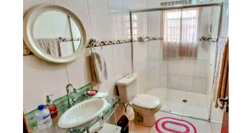 Sobrado à venda no Jardim Pirituba na Rua Glória de Dourados