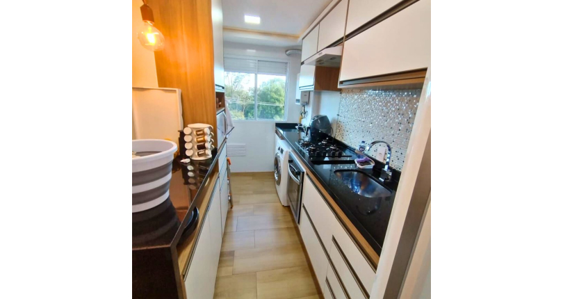 Belo Apartamento à venda no Jaraguá na Avenida Doutor José Maniero 225