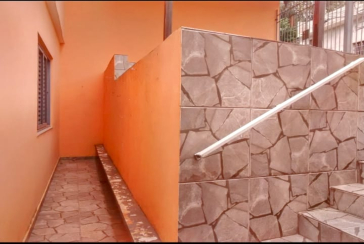 Bom Sobrado à venda na Vila Bonilha na Rua Porteirinha