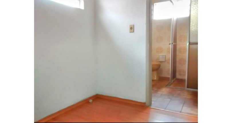 Bom Sobrado à venda na Vila Bonilha na Rua Porteirinha