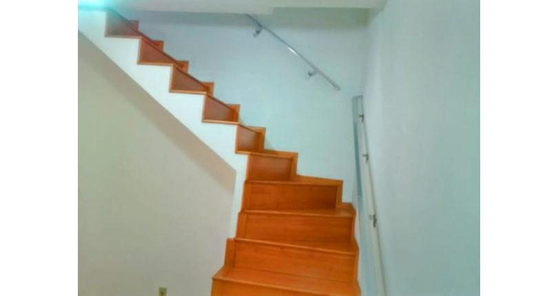 Bom Sobrado à venda na Vila Bonilha na Rua Porteirinha