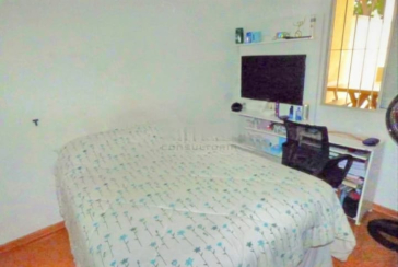 Bom Sobrado à venda no Conjunto Residencial Vista Verde na Rua Ricardo Abed