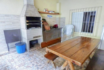 Bom Sobrado à venda no Conjunto Residencial Vista Verde na Rua Ricardo Abed