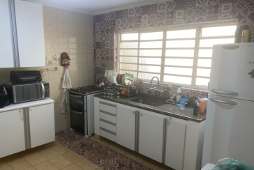 Lindo Sobrado à Venda no Jardim Pinheiros na Rua Alex Lizal