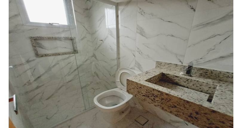 Sobrado novo à venda na Vila Guedes na Rua Francisco Andrade 34