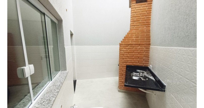 Sobrado novo à venda na Vila Guedes na Rua Francisco Andrade 34