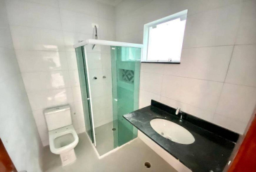 Sobrado novo à venda no Jardim Regina na Rua Andrade Velosino 130 C, 