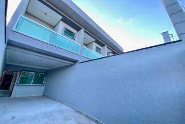 Sobrado novo à venda no Jardim Regina na Rua Andrade Velosino 130 B