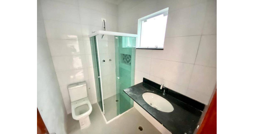 Sobrado novo à venda no Jardim Regina na Rua Andrade Velosino 130 B