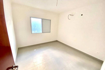 Sobrado novo à venda no Jardim Regina na Rua Andrade Velosino 130 A